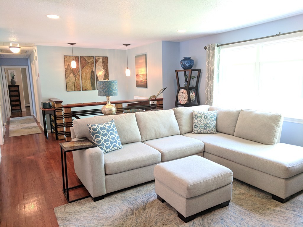 10 Elizabeth Road Foxboro, MA 02035 - Photo 9 of 26 Gallery Image 9