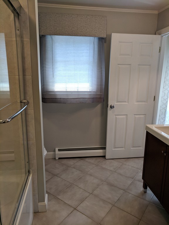 10 Elizabeth Road Foxboro, MA 02035 - Photo 10 of 26 Gallery Image 10