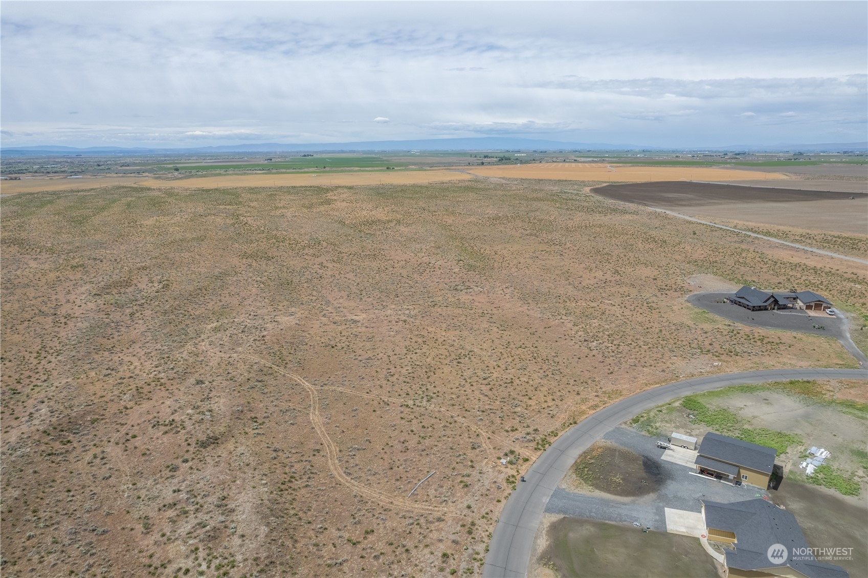 486 Southeast Baseline 5 Road Moses Lake, WA 98837 - Photo 3 of 20 Gallery Image 3