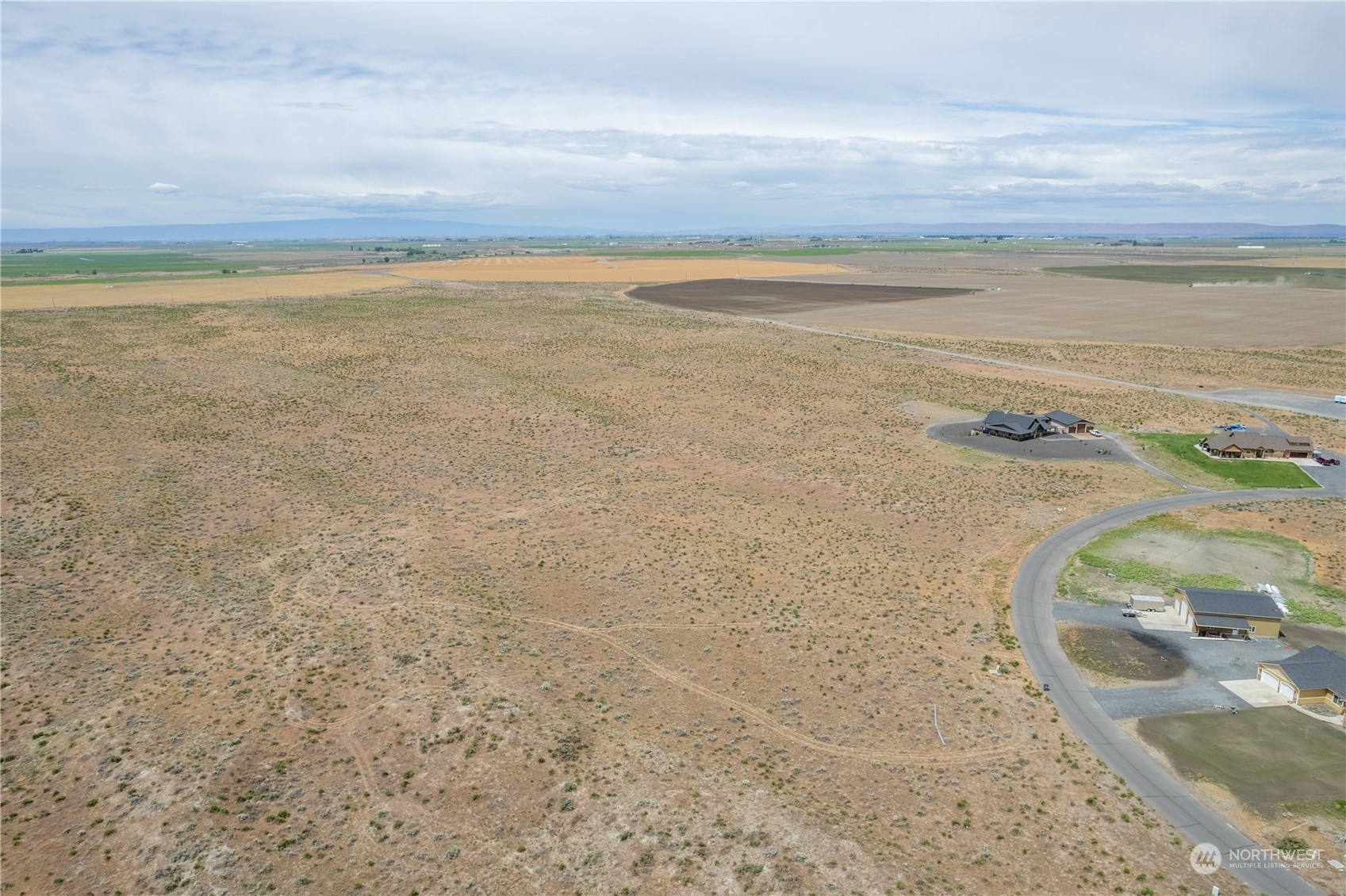 486 Southeast Baseline 5 Road Moses Lake, WA 98837 - Photo 4 of 20 Gallery Image 4
