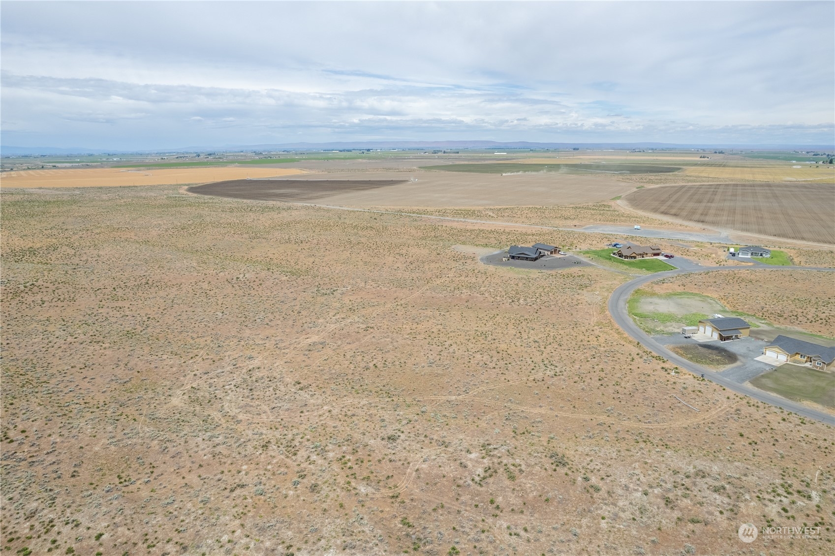 486 Southeast Baseline 5 Road Moses Lake, WA 98837 - Photo 5 of 20 Gallery Image 5