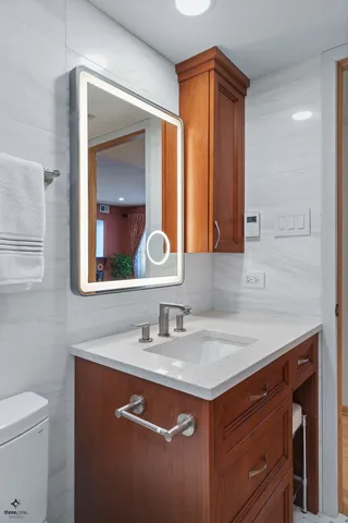 $289,900 | 11301 Sycamore Lane, Unit 64A, Palos Hills, IL 60465