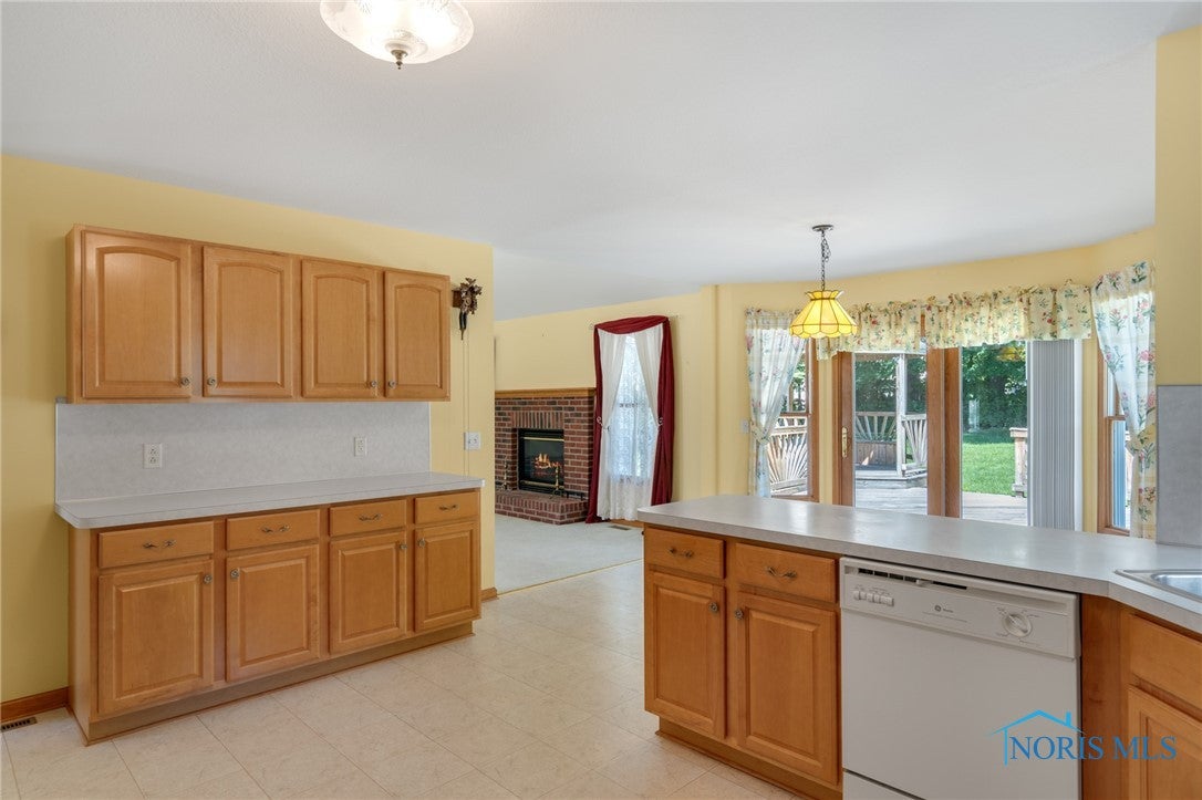 7102 Ramblehurst Road Sylvania, OH 43560 - Photo 16 of 37 Gallery Image 16