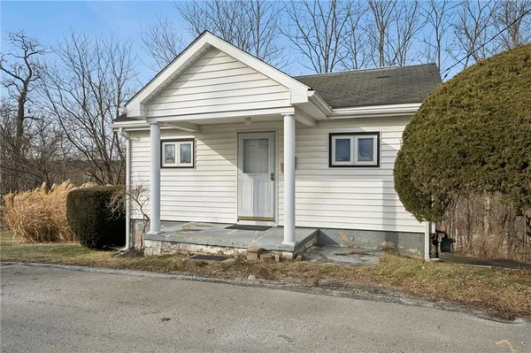$59,900 | 3 Sewickley Avenue, Herminie, PA 15637