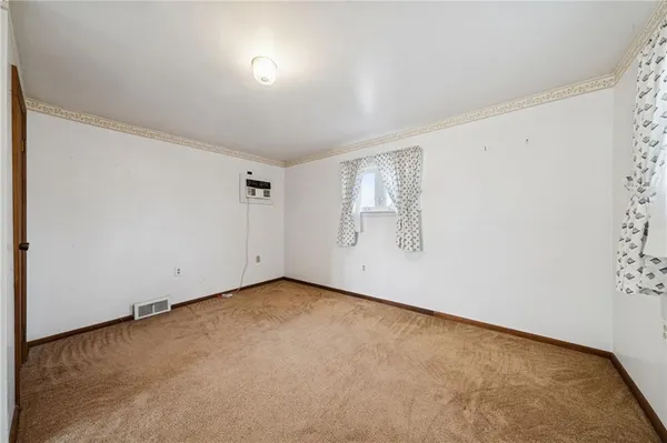 $59,900 | 3 Sewickley Avenue, Herminie, PA 15637