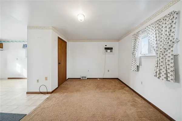 $59,900 | 3 Sewickley Avenue, Herminie, PA 15637