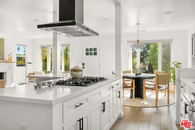 $1,499,000 | 2325 Berkeley Avenue, Los Angeles, CA 90026