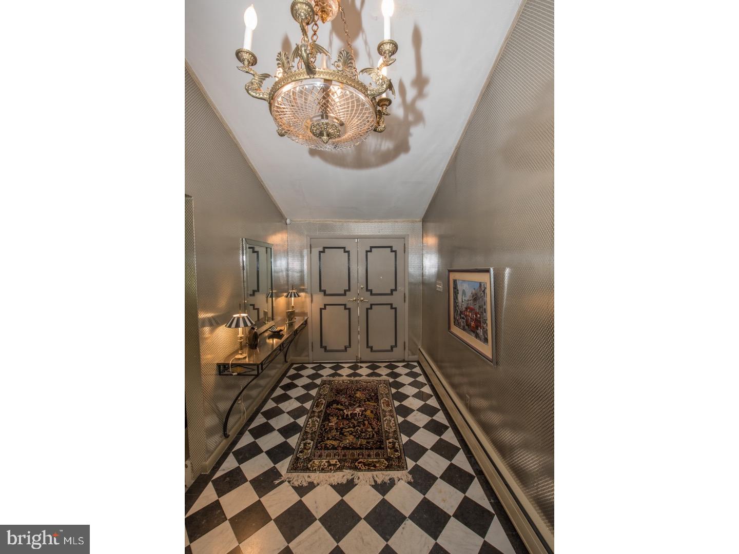 341 Sprague Road Penn Valley, PA 19072 - Photo 2 of 23 Foyer