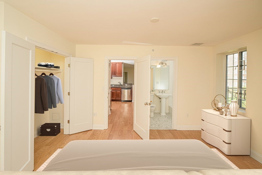 20 Chapel Street, Unit C604 Brookline, MA 02446 - Photo 6 of 18