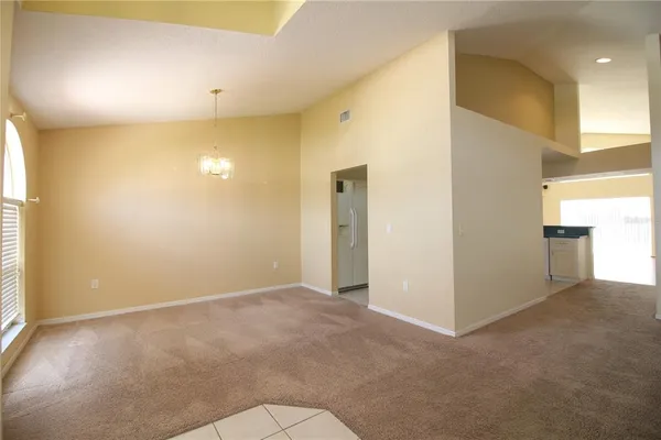 $2,400 | 2313 Colony Club Drive, Lakeland, FL 33813