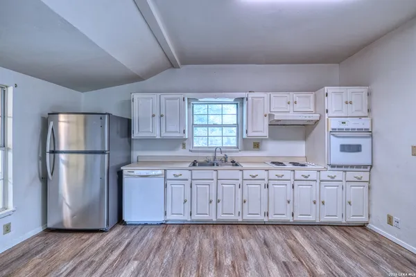 $145,000 | 137 West Garden Street, Uvalde, TX 78801