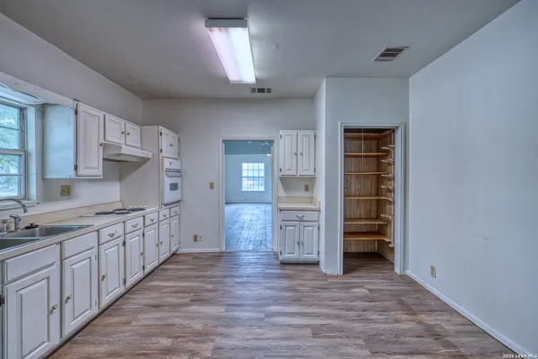 $145,000 | 137 West Garden Street, Uvalde, TX 78801