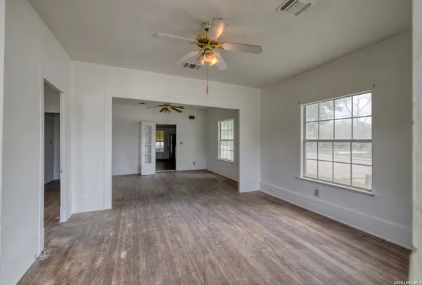 $145,000 | 137 West Garden Street, Uvalde, TX 78801