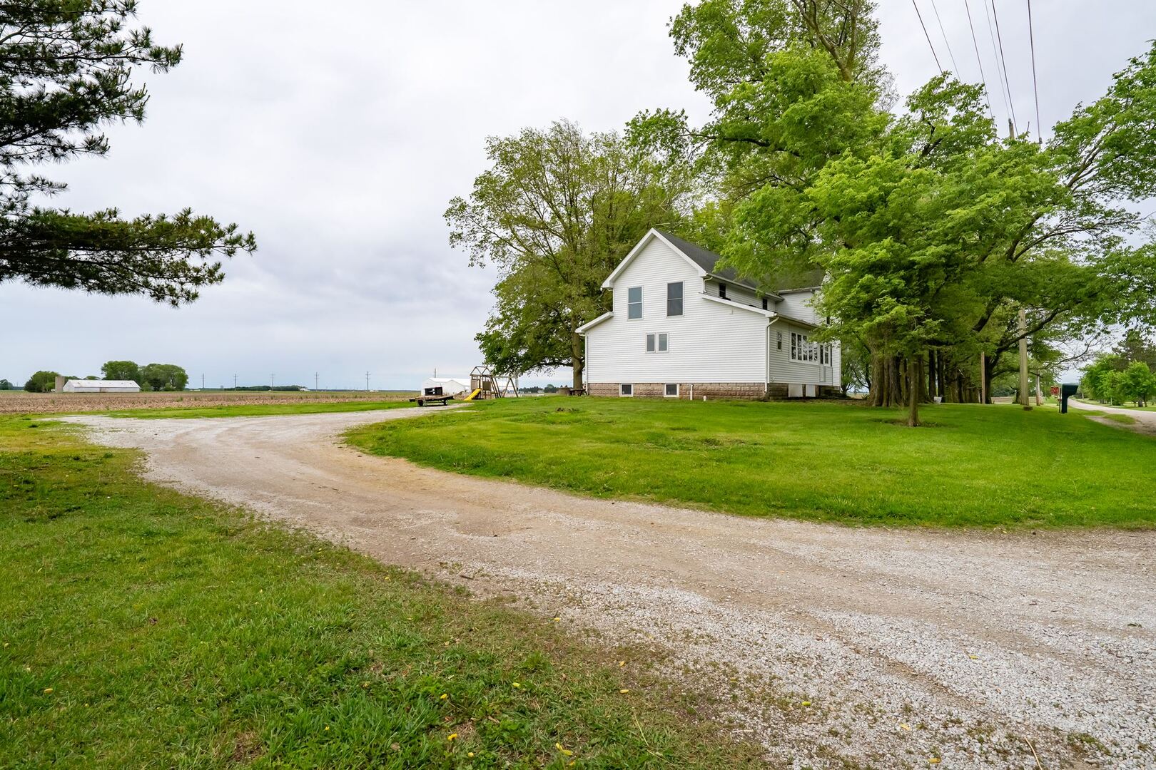 12610 North 1900 E Road Fairbury, IL 61739 - Photo 30 of 36