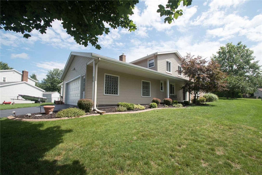 86 Everwild Lane Greece, NY 14616 - Photo 2 of 25