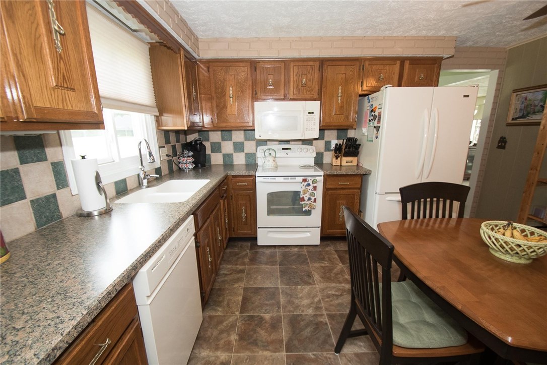 86 Everwild Lane Greece, NY 14616 - Photo 9 of 25