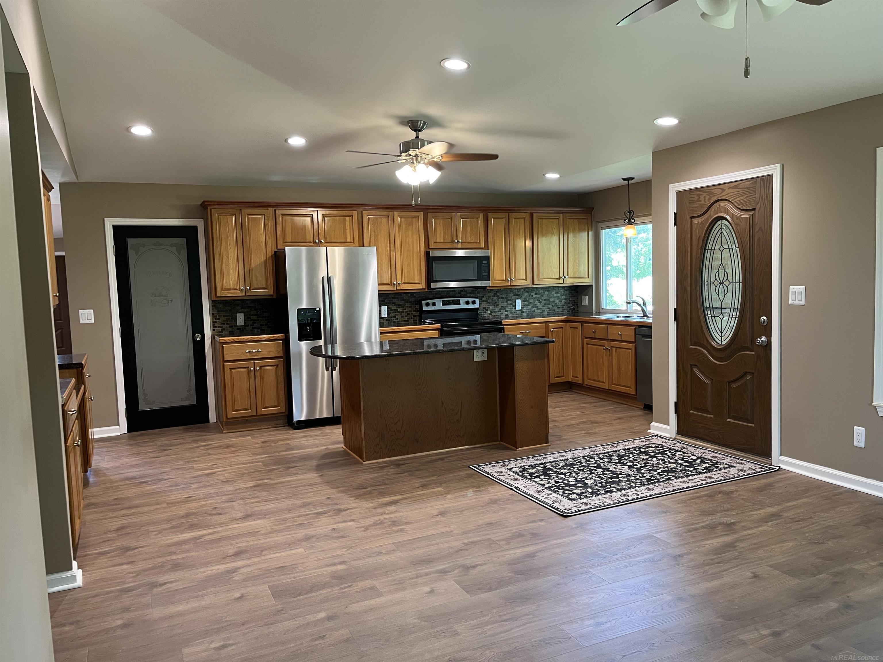 1120 Capac Road Allenton, MI 48002 - Photo 7 of 34