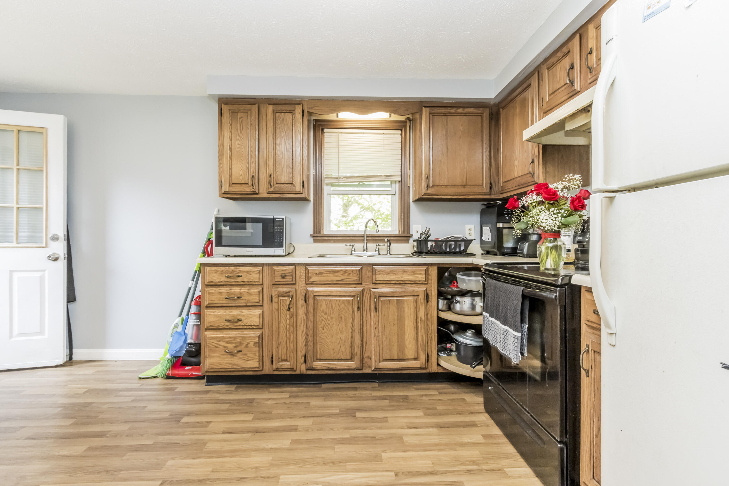 12 Stockman Avenue Saco, ME 04072 - Photo 17 of 70 20240909KR-72006