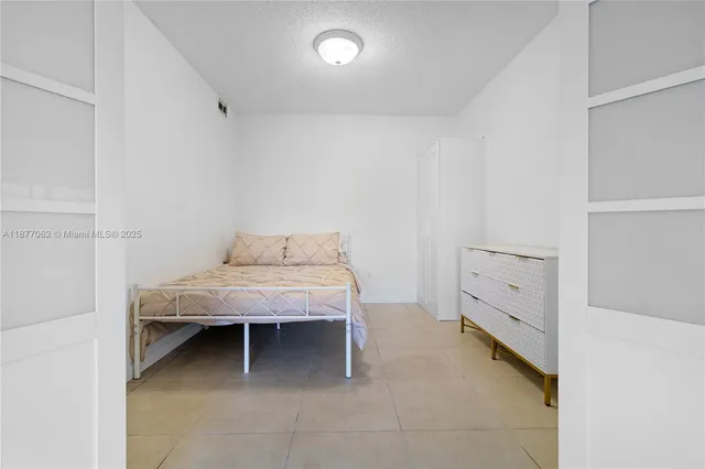 $209,500 | 873 Northeast 195th Street, Unit 107, Miami, FL 33179