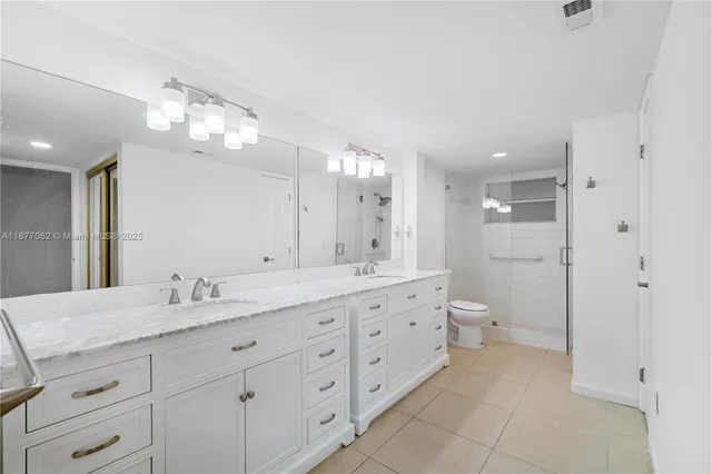 $209,500 | 873 Northeast 195th Street, Unit 107, Miami, FL 33179