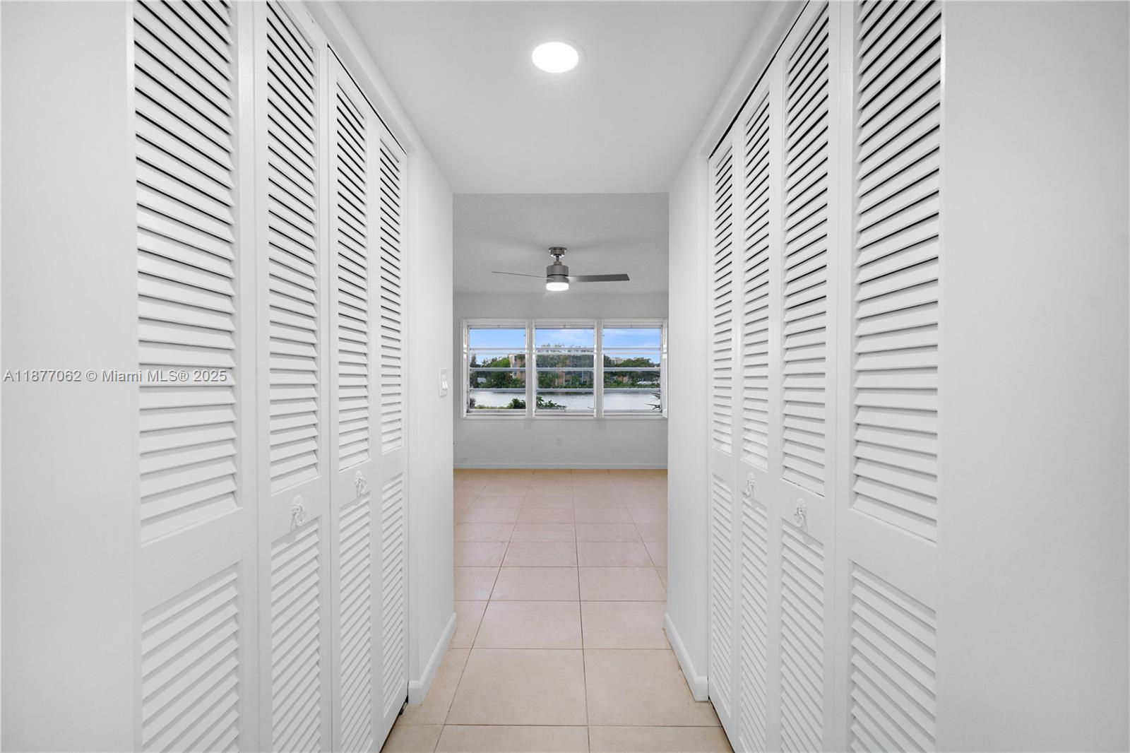 873 Northeast 195th Street, Unit 107 Miami, FL 33179 - Photo 24 of 48