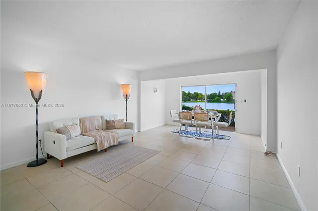 $209,500 | 873 Northeast 195th Street, Unit 107, Miami, FL 33179