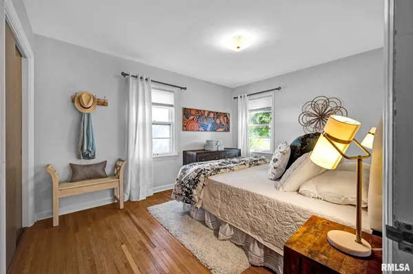 $2,150 | 3406 North North Street, Peoria, IL 61604