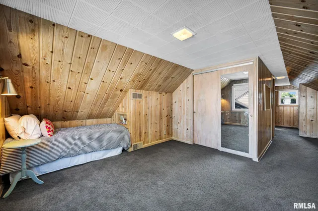 $2,150 | 3406 North North Street, Peoria, IL 61604