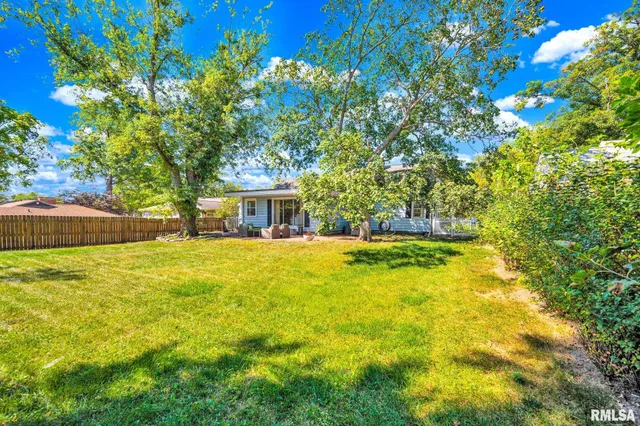 $2,150 | 3406 North North Street, Peoria, IL 61604