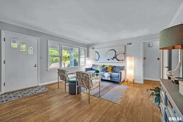 $2,150 | 3406 North North Street, Peoria, IL 61604