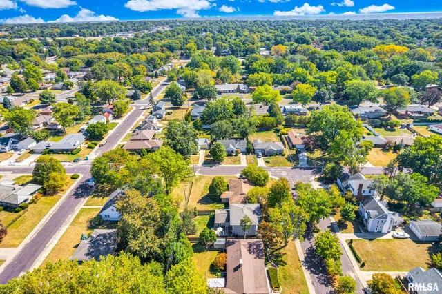 $2,150 | 3406 North North Street, Peoria, IL 61604