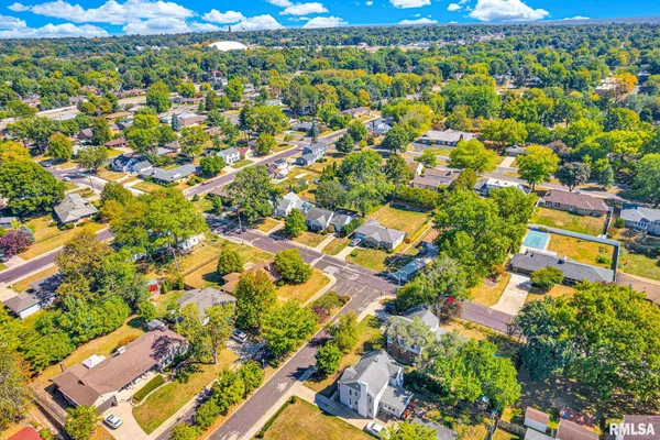 $2,150 | 3406 North North Street, Peoria, IL 61604