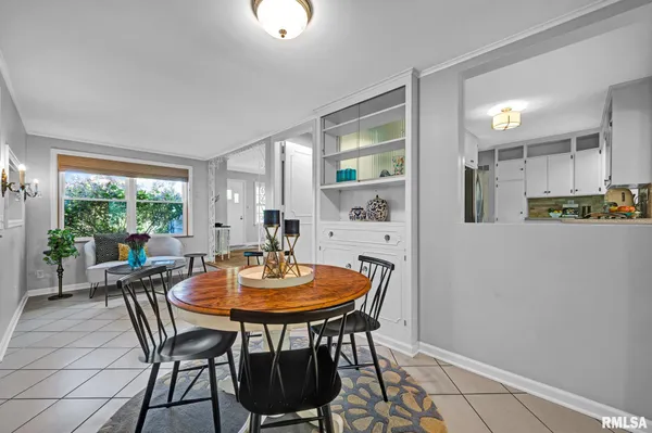 $2,150 | 3406 North North Street, Peoria, IL 61604