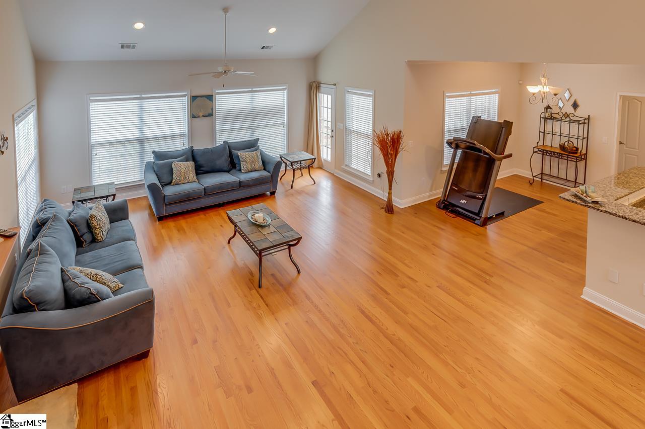 205 Traymore Way Greer, SC 29650 - Photo 15 of 36 Gallery Image 15