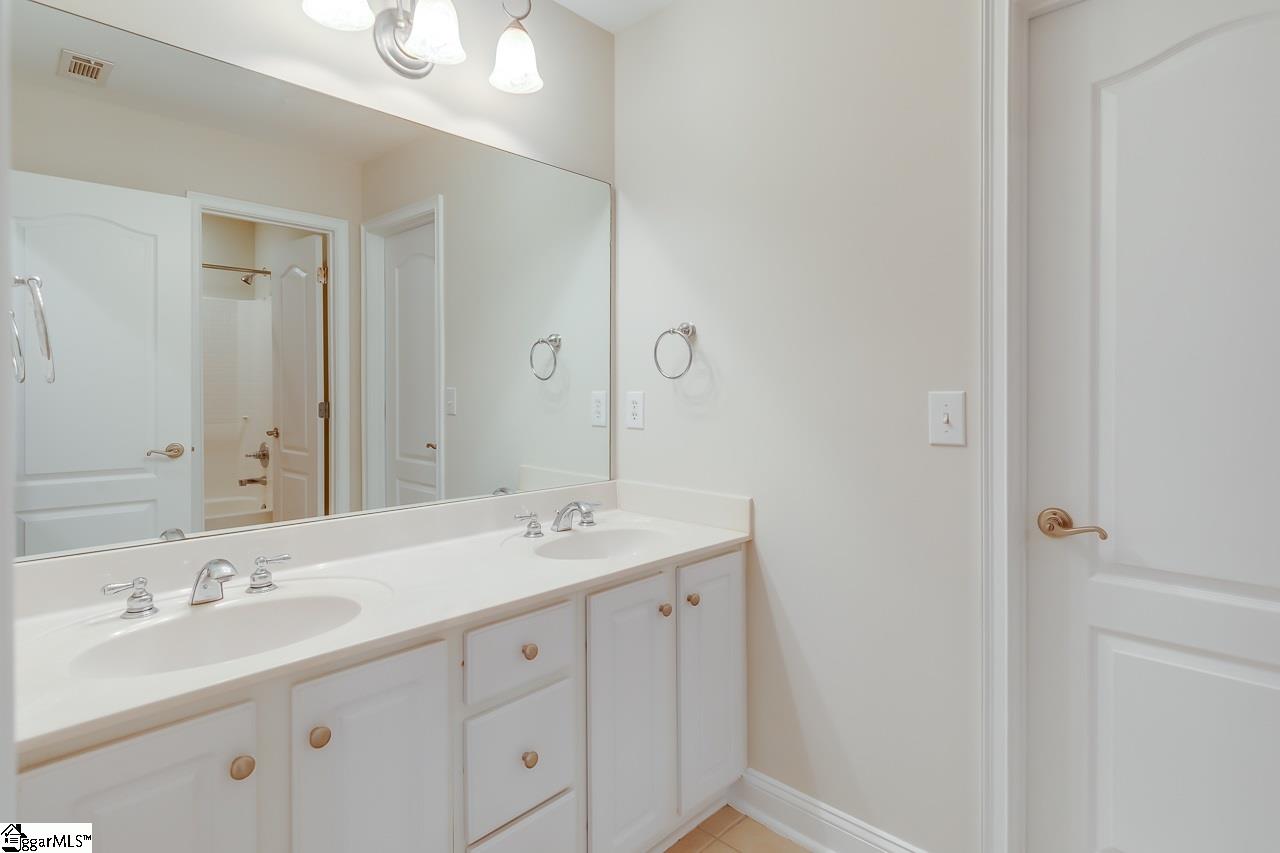 205 Traymore Way Greer, SC 29650 - Photo 28 of 36 Gallery Image 28