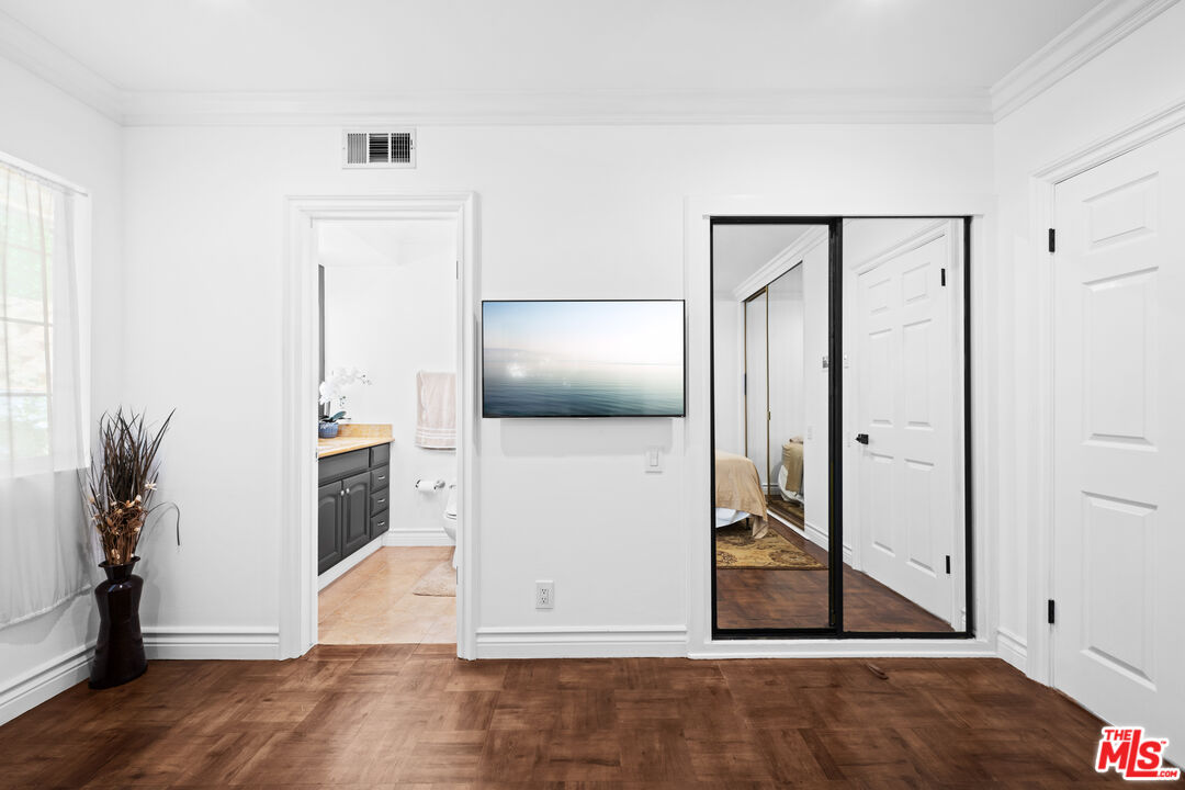 2563 Hutton Drive Beverly Hills, CA 90210 - Photo 29 of 69 a view of a livingroom with wooden floor