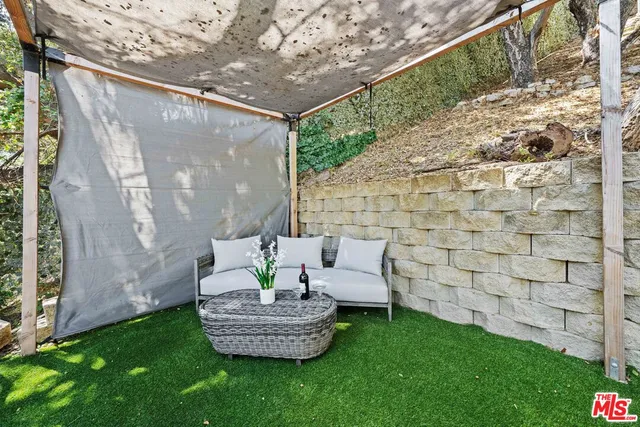 $16,900 | 2563 Hutton Drive, Beverly Hills, CA 90210