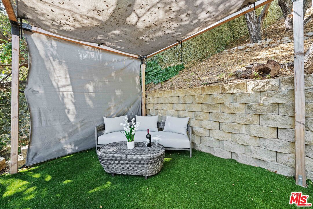 2563 Hutton Drive Beverly Hills, CA 90210 - Photo 59 of 69