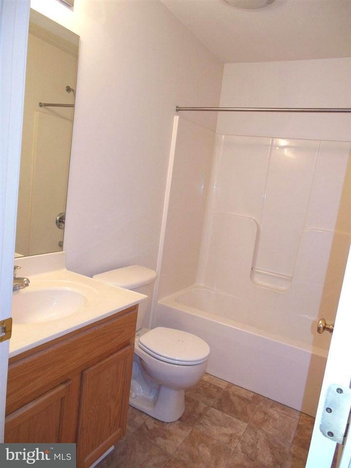 6920 Seneca Ridge Drive York, PA 17403 - Photo 17 of 22 Gallery Image 17