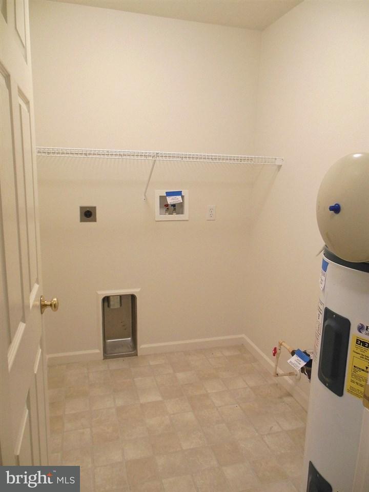 6920 Seneca Ridge Drive York, PA 17403 - Photo 18 of 22 Gallery Image 18