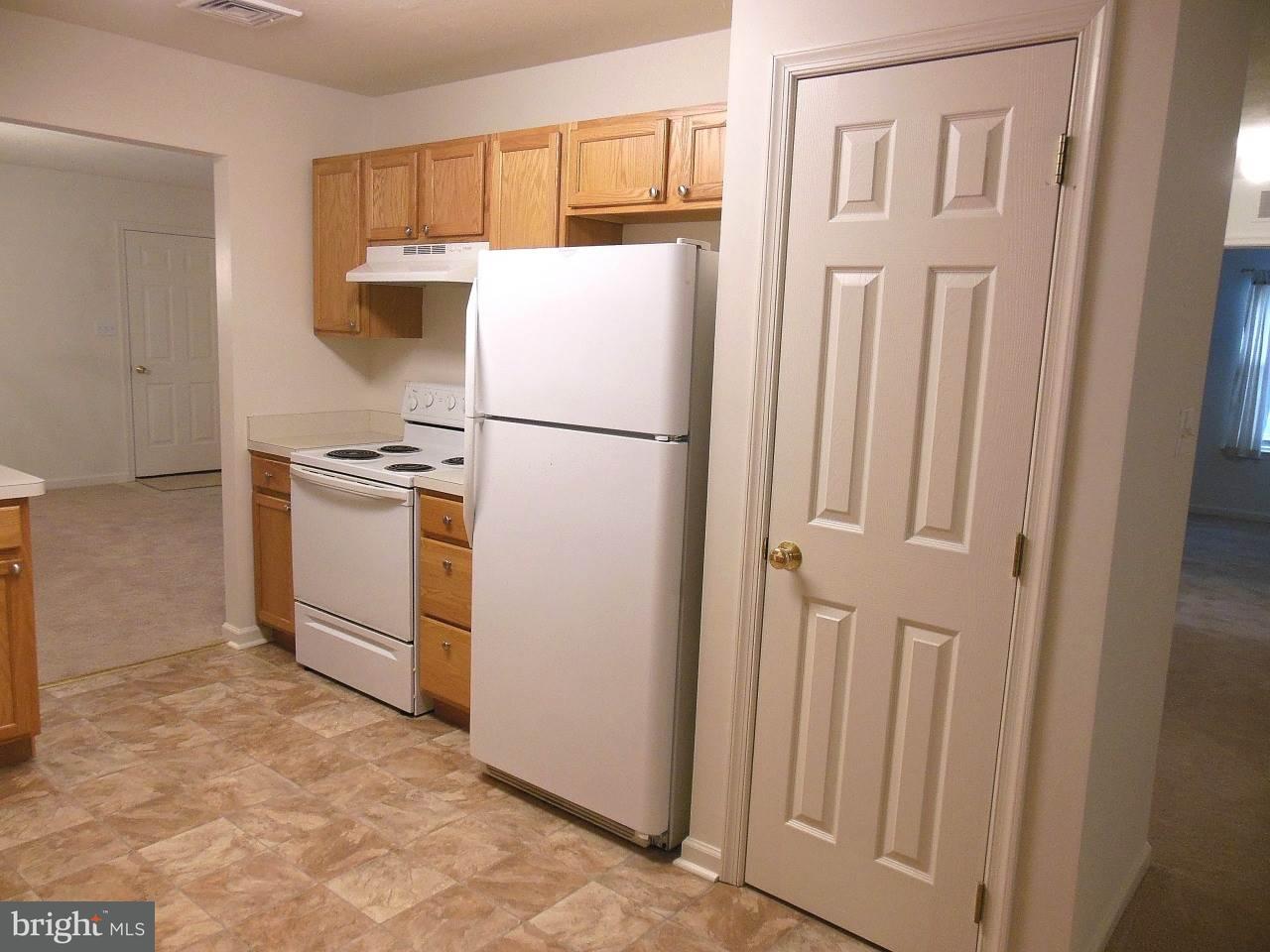 6920 Seneca Ridge Drive York, PA 17403 - Photo 9 of 22 Gallery Image 9