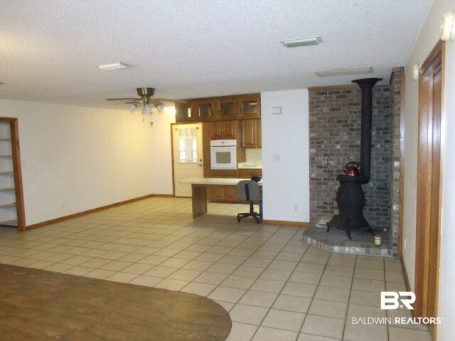 29840 Spring Branch Road West Elberta, AL 36530 - Photo 7 of 12 Living Room