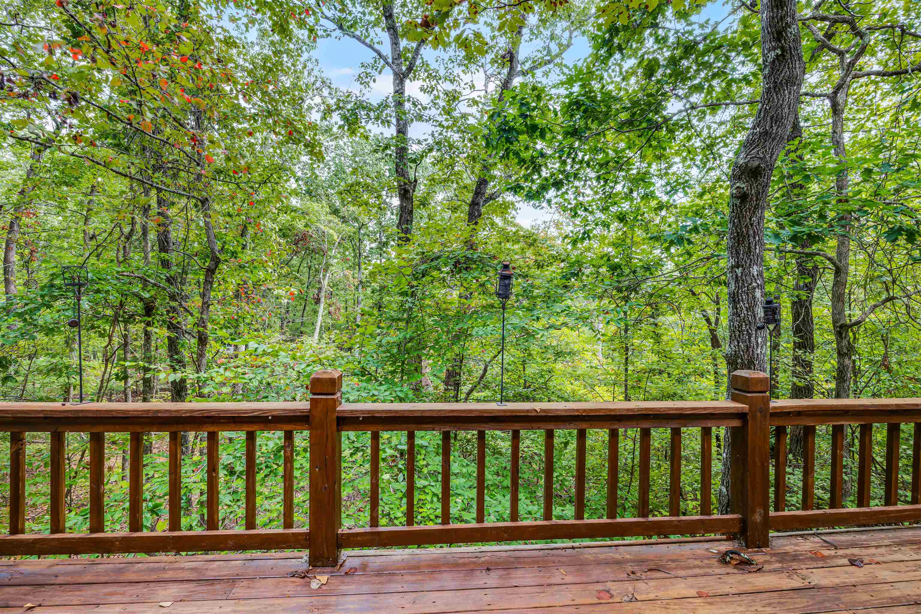405 Anderson Hollow Road Savannah, TN 38372 - Photo 17 of 34 a view of balcony with yard