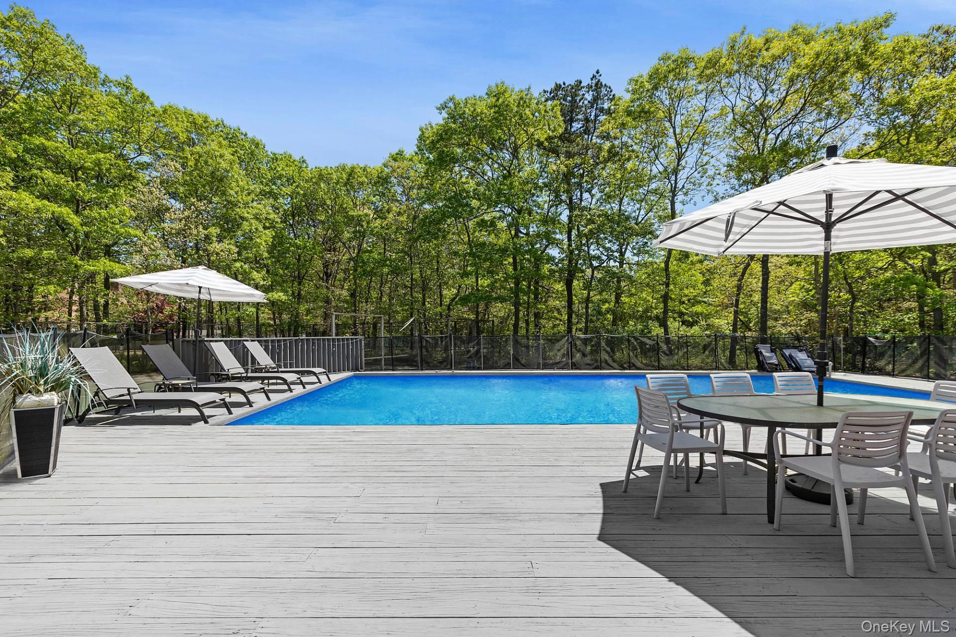 12 North Quarter Road Westhampton, NY 11977 - Photo 10 of 15
