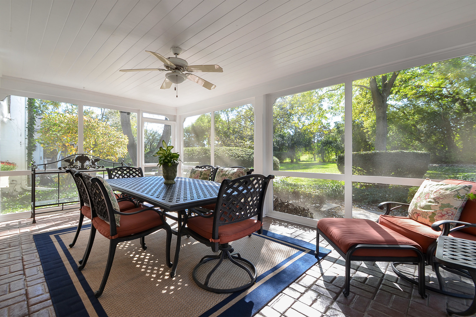 590 Aberdeen Road Inverness, IL 60067 - Photo 12 of 28