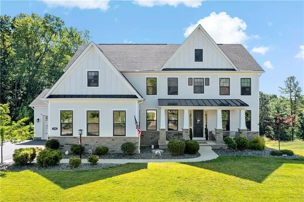 $1,090,000 | 125 Abigail Drive, Mars, PA 16046