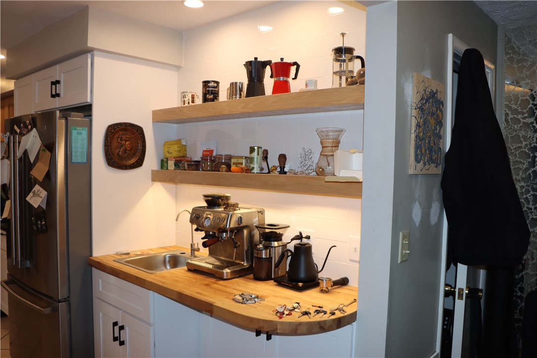 3975 County Line Road Walworth, NY 14502 - Photo 7 of 24