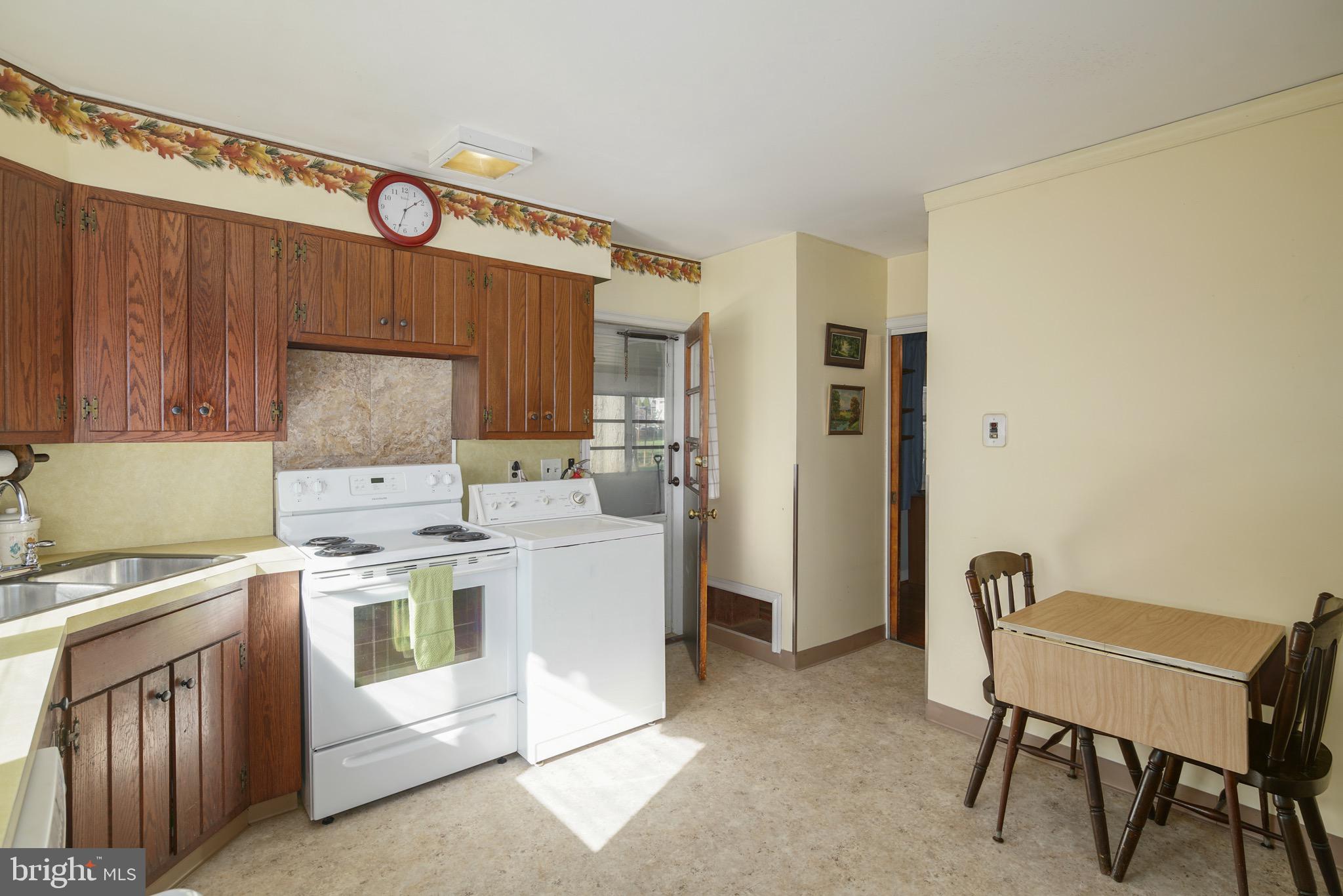 9618 Dungan Road Philadelphia, PA 19115 - Photo 17 of 33 Gallery Image 17