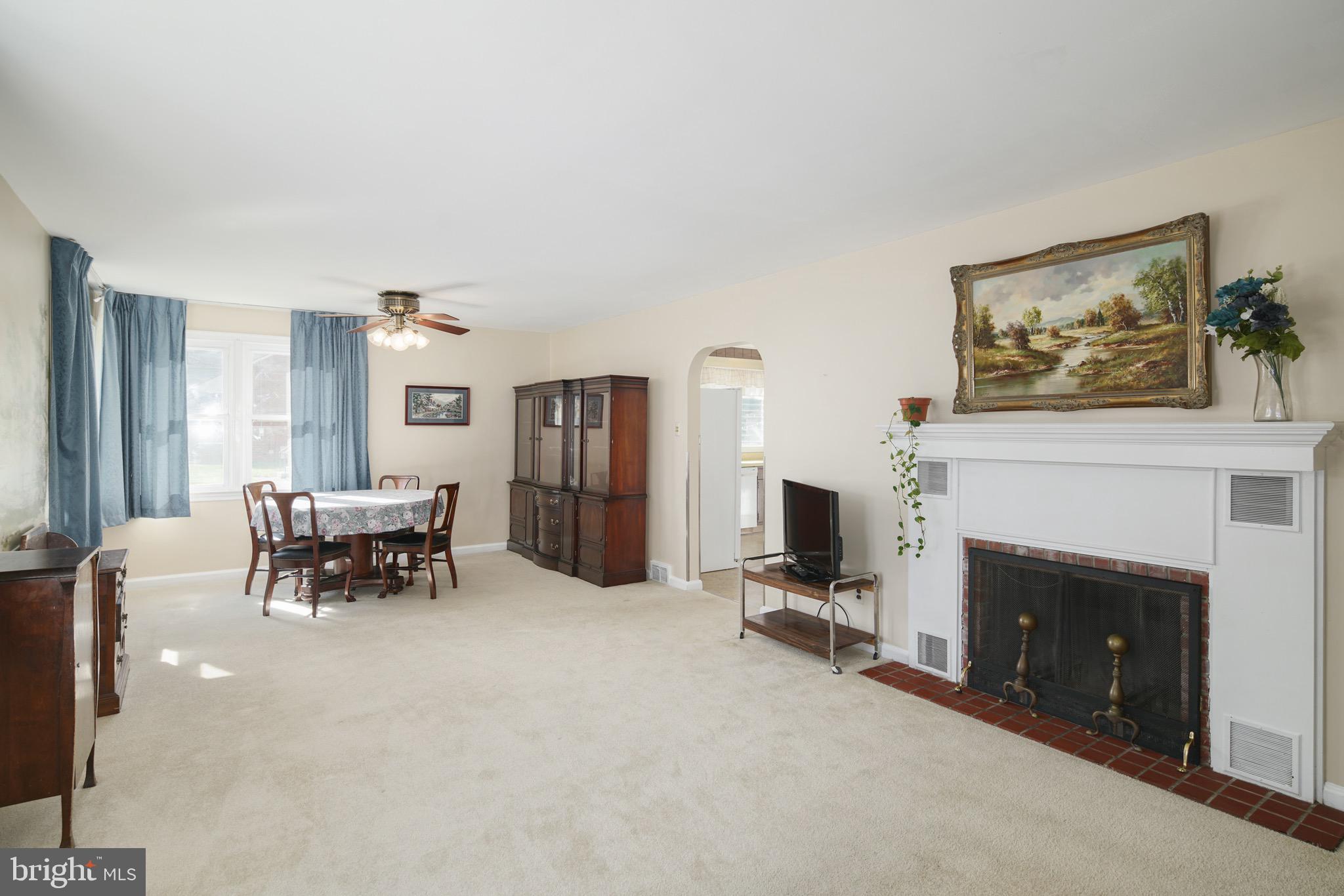 9618 Dungan Road Philadelphia, PA 19115 - Photo 9 of 33 Gallery Image 9