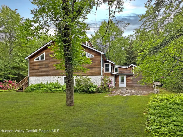 $659,000 | 56 Thornapple Drive, Hunter, NY 12427